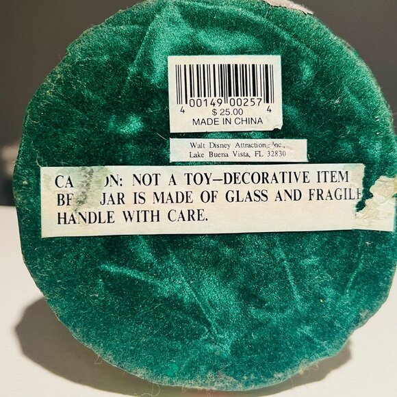 Mickey & Minnie Park Bench Figurine with Pluto – Disney Parks Resin Statue - Picture 9 of 9